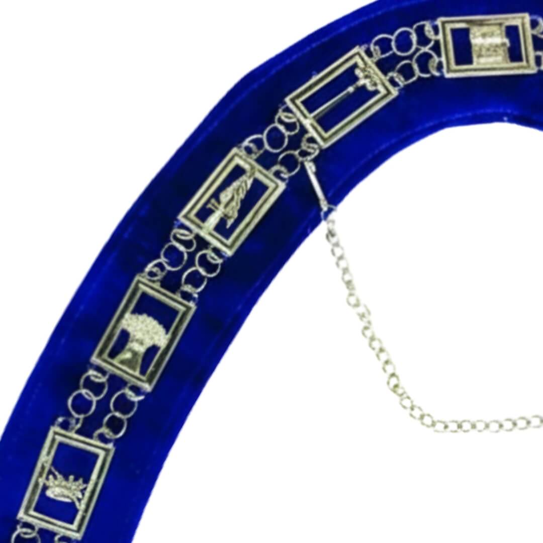 OES Chain Collar - Gold Plated on Blue Velvet