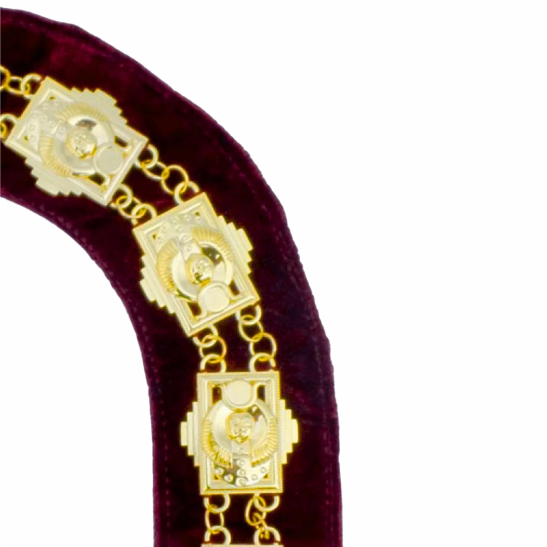 Daughters of Sphinx Chain Collar