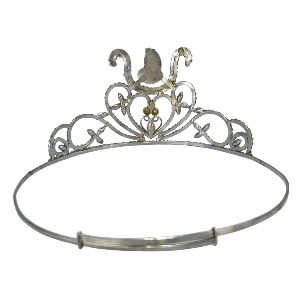 Isis Crown