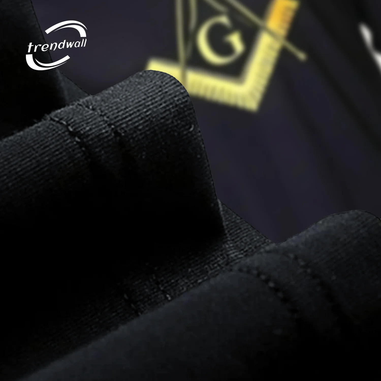 Masonic Men's Long Sleeve Navy Blue T-Shirt with Gold Square and Compasses