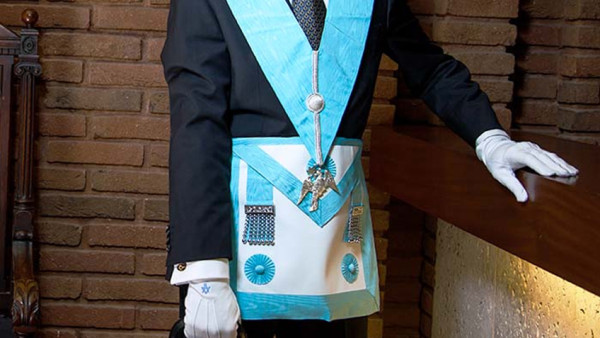Masonic 3rd Degree Apron: Symbolism, Meaning & Significance Explained