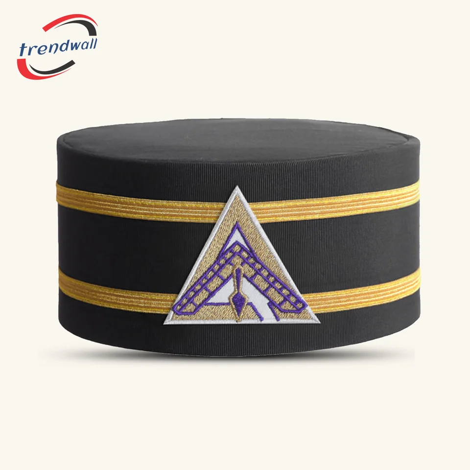 Royal & Select Masters English Regulation Crown Cap