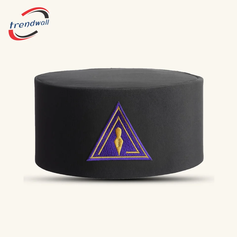 Royal & Select Masters English Regulation Crown Cap